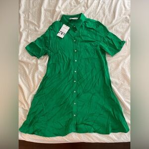 ZARA The Loose Long Shirt Green Button Front Short Sleeve Women’s Medium NWT